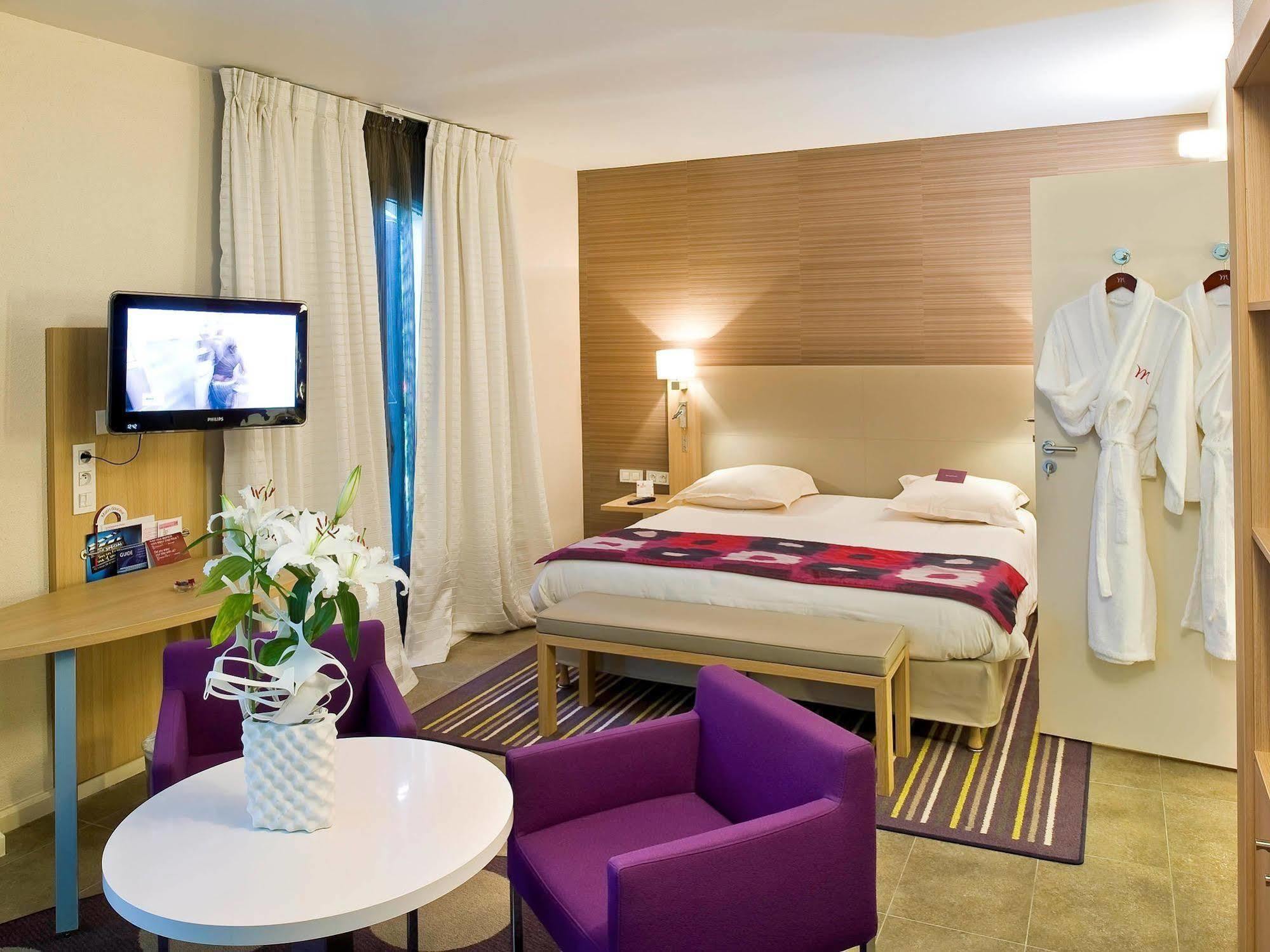 Mercure La Cité 4*